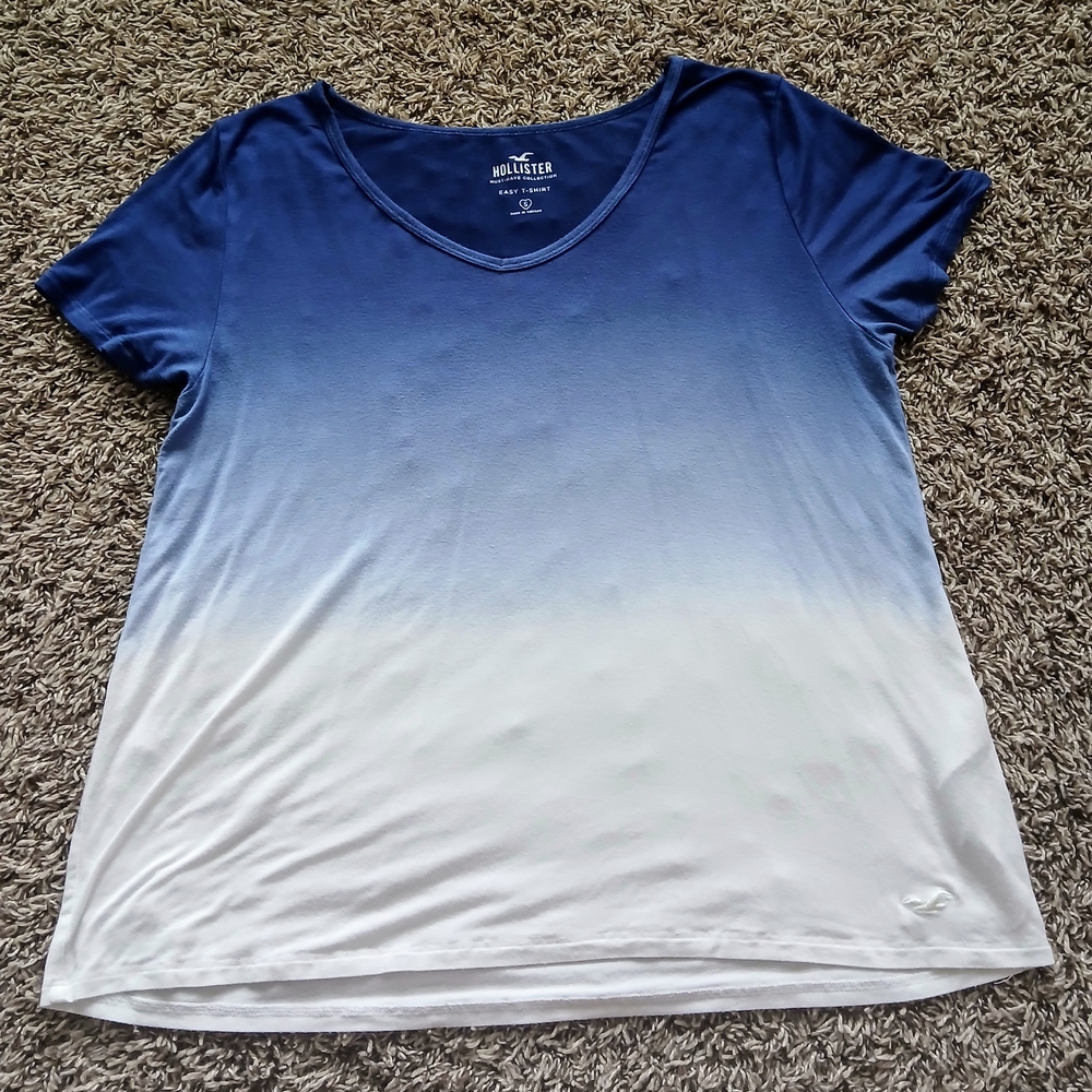 Hollister Women's Short Sleeve Blue to White Gradient Tee